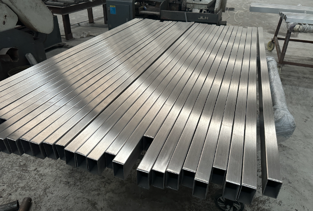 阿勒泰不锈钢方管